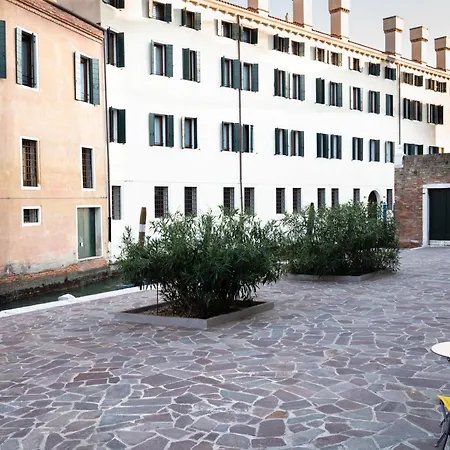 Apartment Lemon House